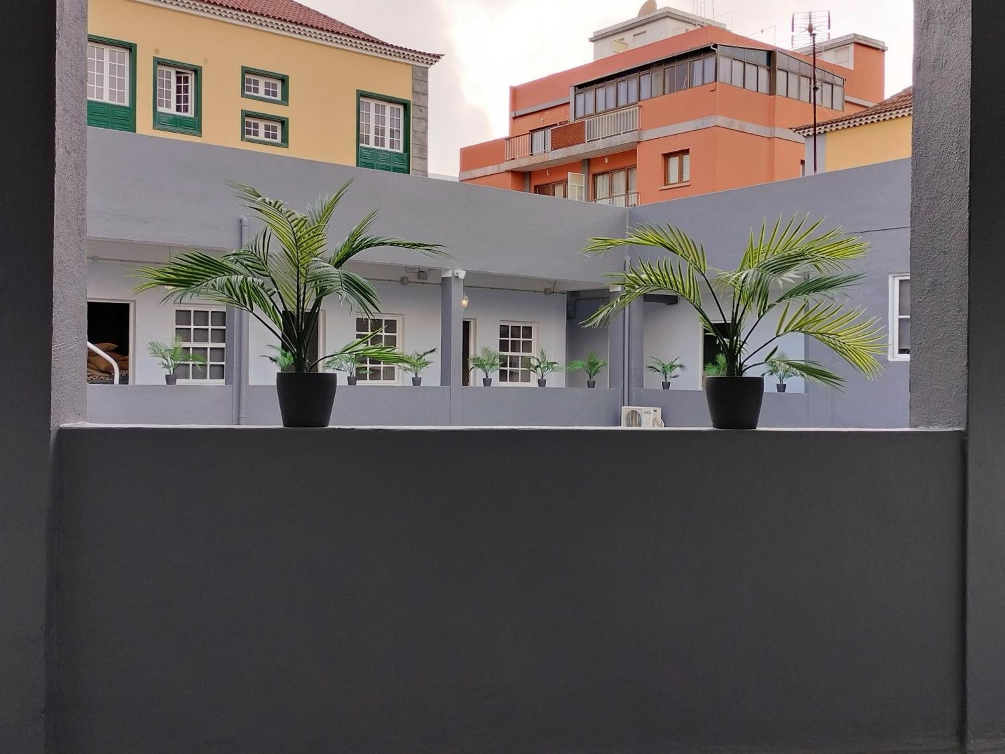Room27- Center * La Laguna (Tenerife)