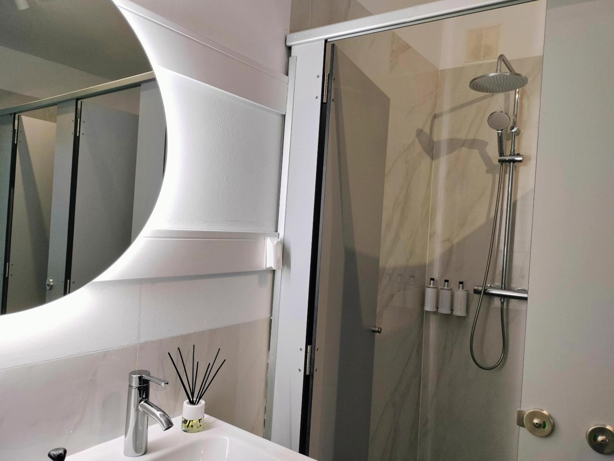 Room27- Center Bed & Breakfast La Laguna (Tenerife)